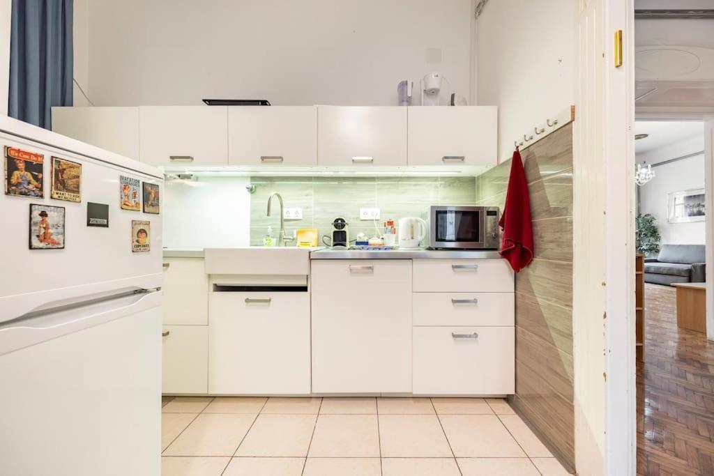 The Gem Apartment Budapest Luaran gambar