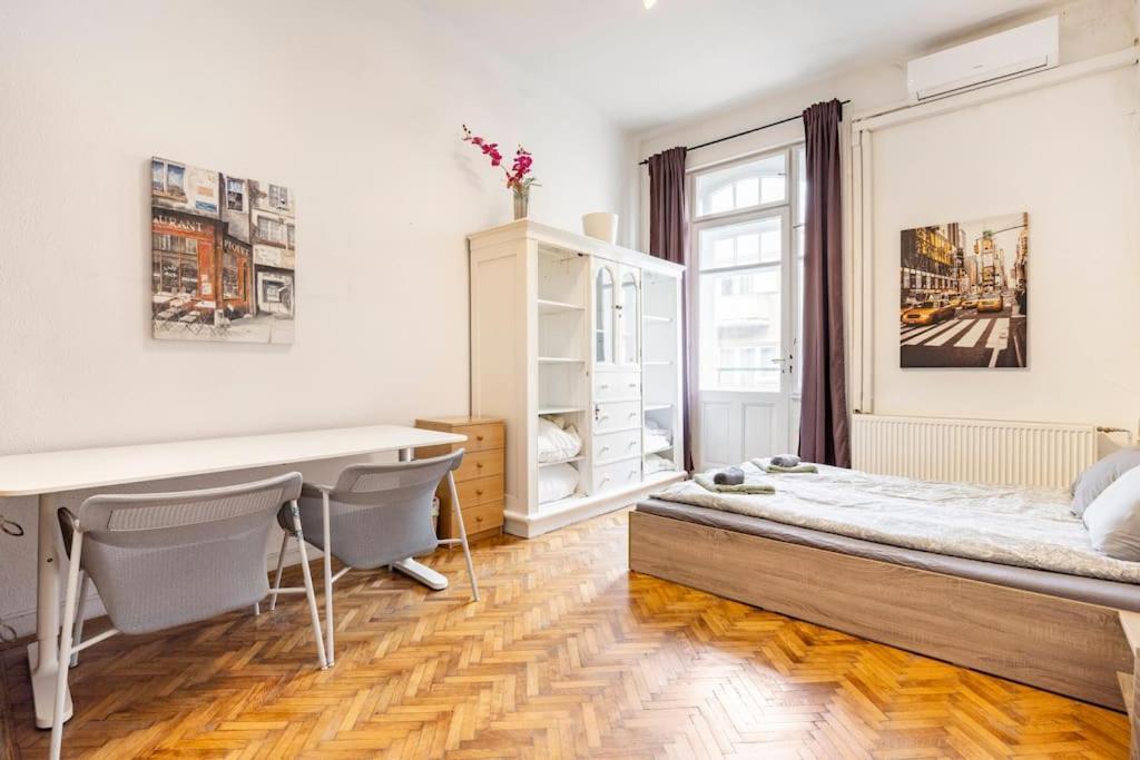 The Gem Apartment Budapest Luaran gambar