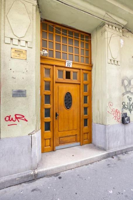 The Gem Apartment Budapest Luaran gambar